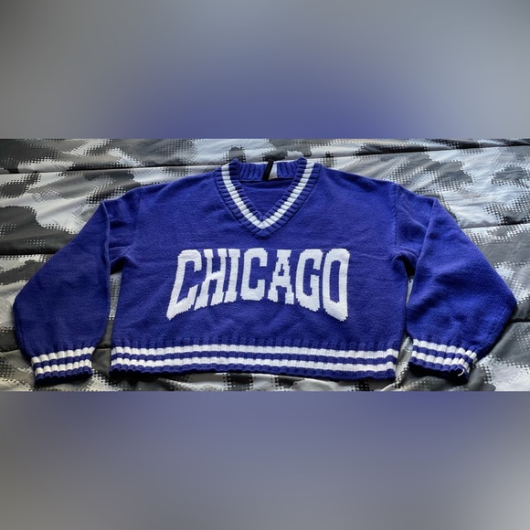 H&M Blue Chicago Kint Sweater - Picture 3 of 6